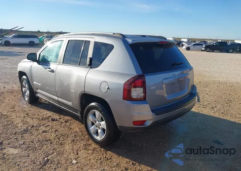 2017 Jeep Compass Latitude Fwd z USA, uszkodzony, nr VIN 1C4NJCEBXHD160308